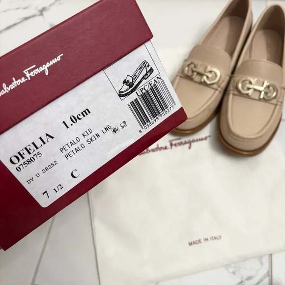 Salvatore Ferragamo Ofelia Leather Loafers Womens 7.5 C Beige Gold - Picture 10 of 10